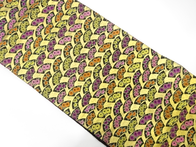 アンティーク　地紙に牡丹・菊・橘模様織り出し名古屋帯（着用可）